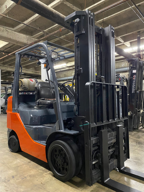 2020 TOYOTA M8 forklift for sale