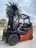Toyota forkloft 8 , 5000 lb, 4 stage, side shift. Outdoor tires