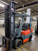 HEAVY DUTY Toyota 
6,600 lb, 3 stage, side shifter